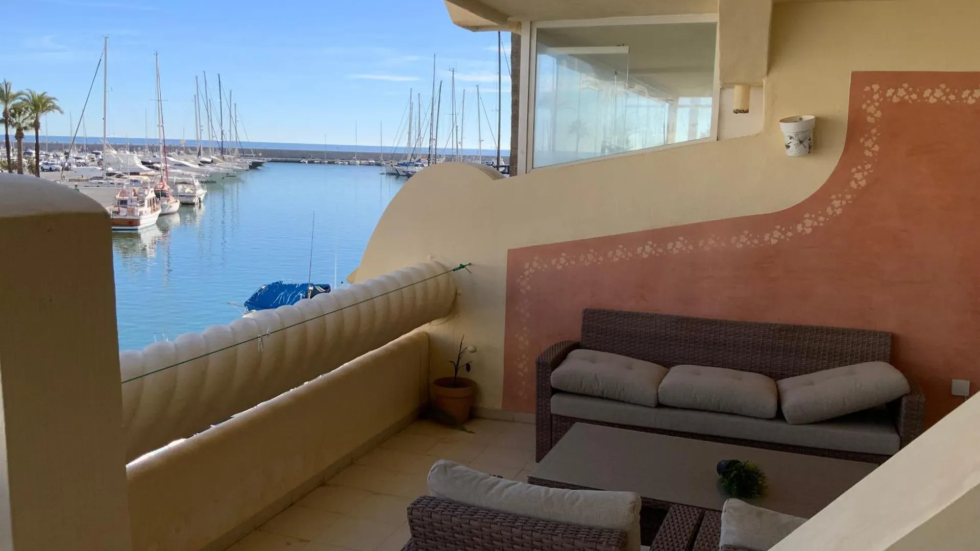 Piso Islas C111 Benalmadena 0*,  Spain